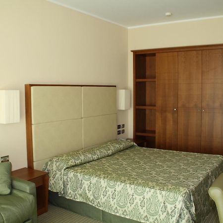 Hotel Villaggio Club Altalia Brancaleone Eksteriør billede