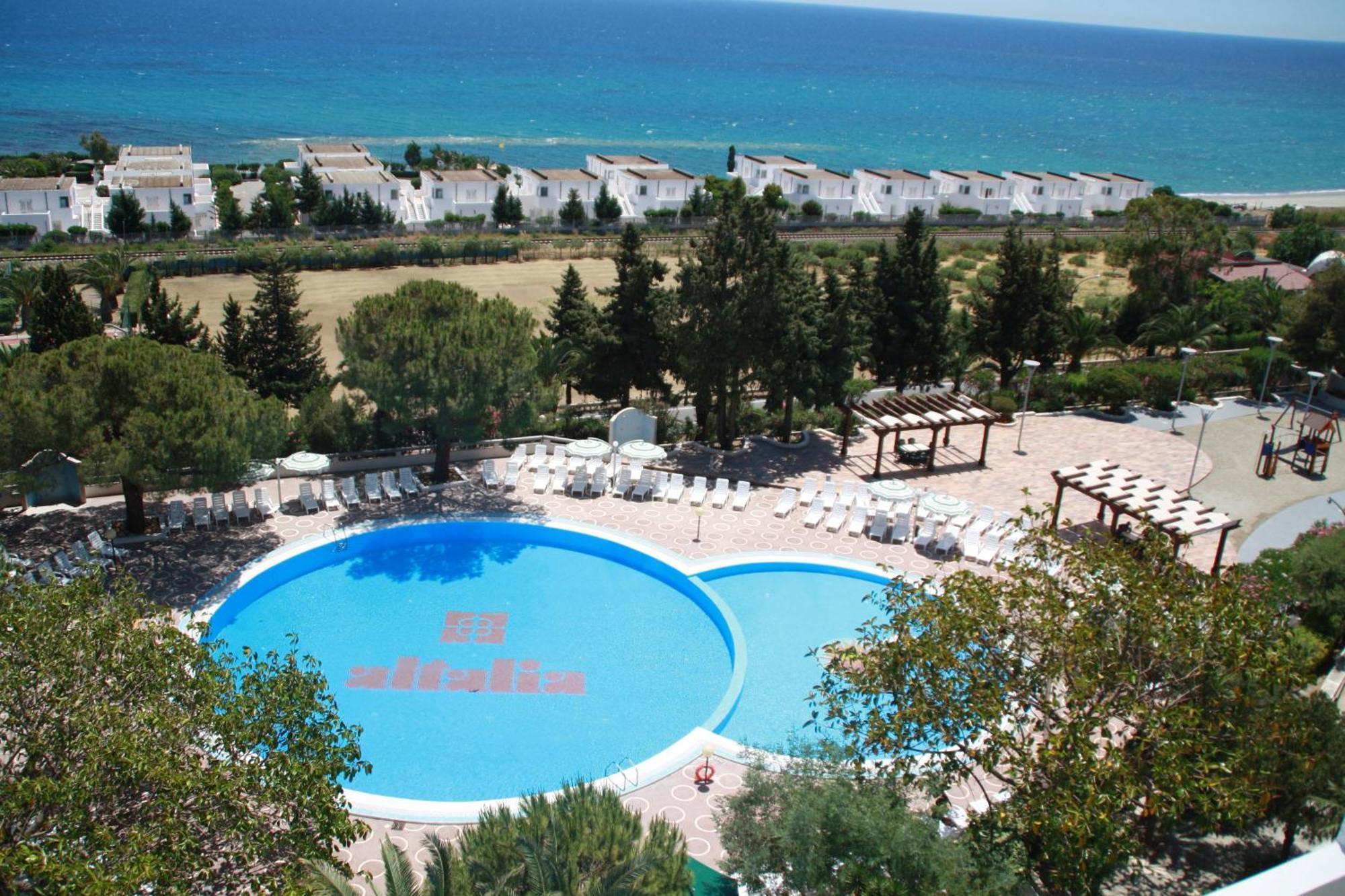Hotel Villaggio Club Altalia Brancaleone Eksteriør billede