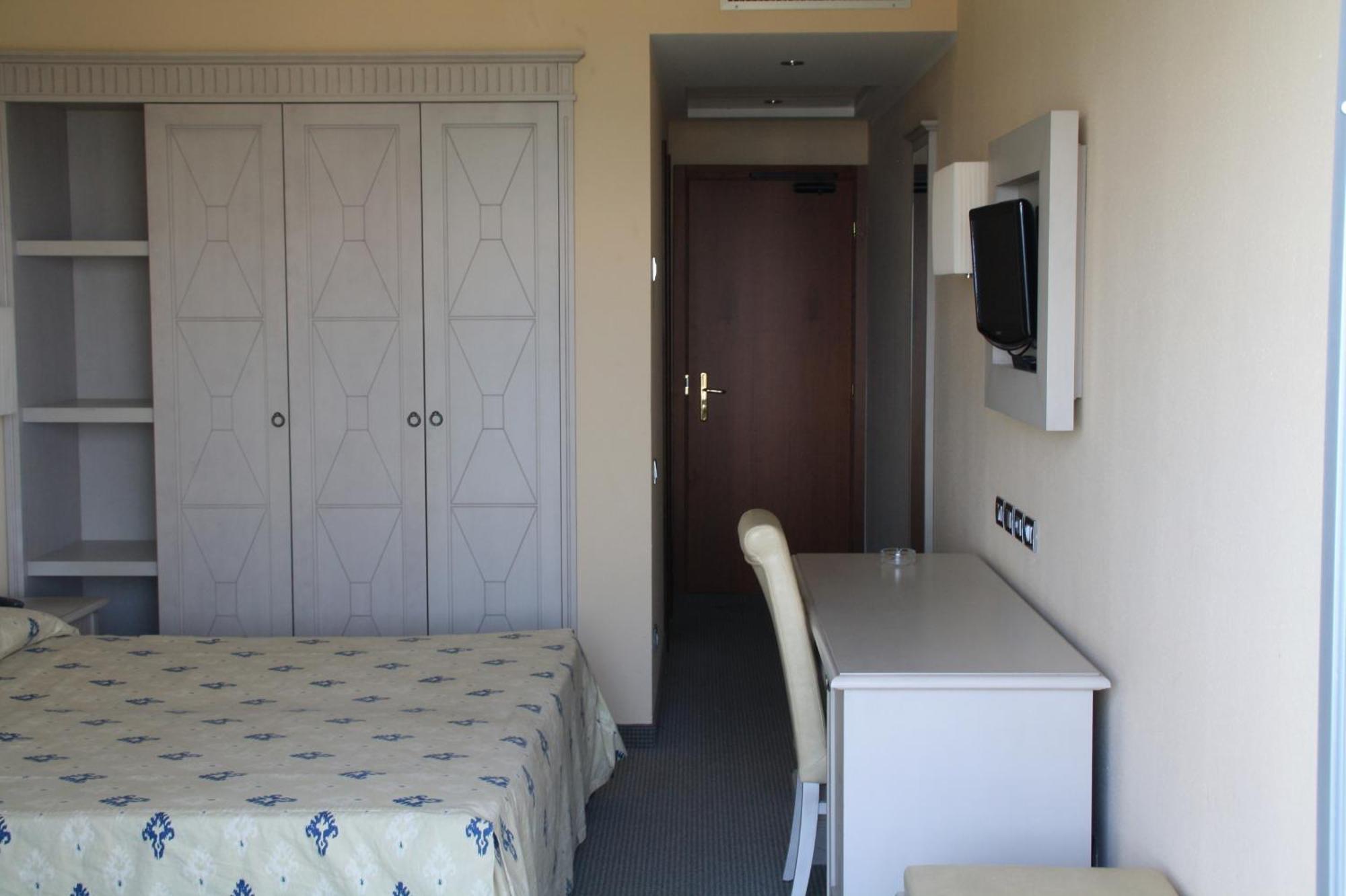 Hotel Villaggio Club Altalia Brancaleone Eksteriør billede
