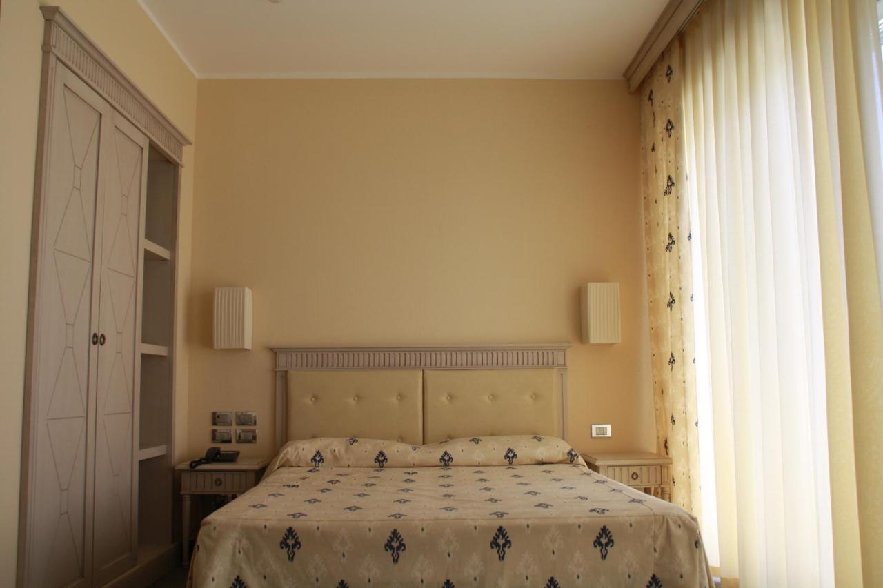 Hotel Villaggio Club Altalia Brancaleone Værelse billede